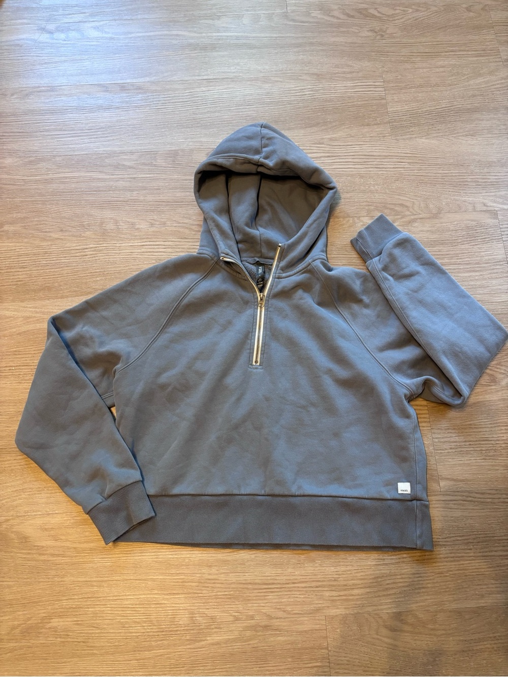 Vuori Women’s L Restore Half Zip Hoodie Cropped Dusty Blue VW288